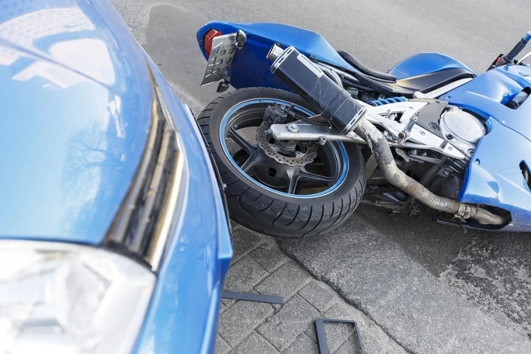 Understanding Texas Laws for Motorcycle Lane Splitting & Legal Risks